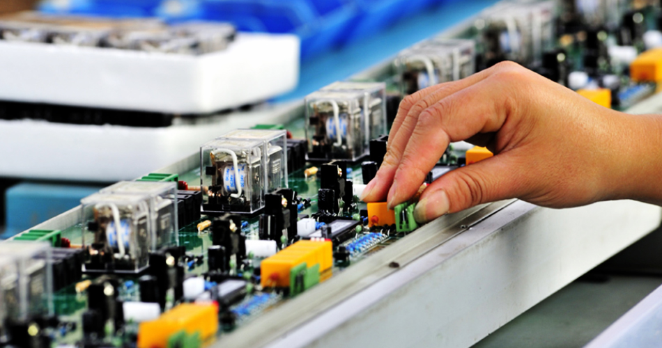 Kepiye manajemen proyek pabrik pabrik PCBA njamin prestasi target produksi?