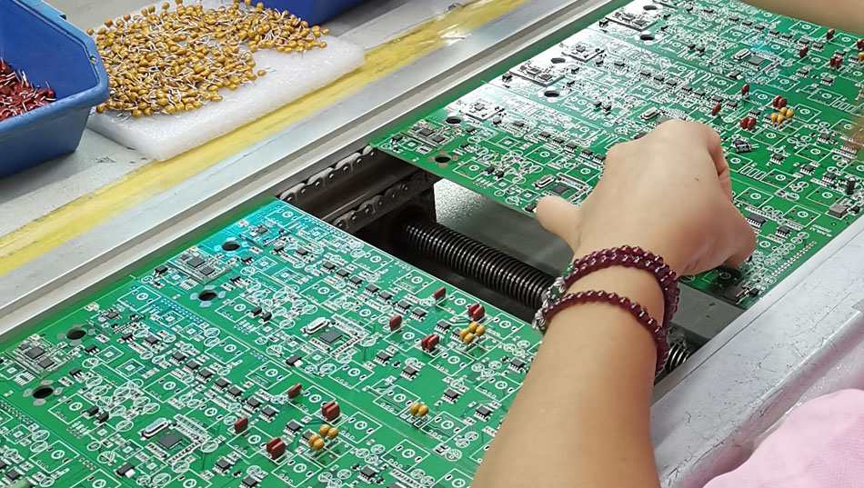 Kepiye layanan konsultasi Pelanggan saka pabrik PCBA mbantu ngatasi masalah teknis