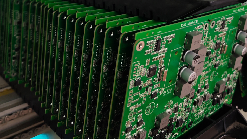 Nemtokake Sistem Ngawasi Kualitas Lengkap Pabrik PCBA lengkap