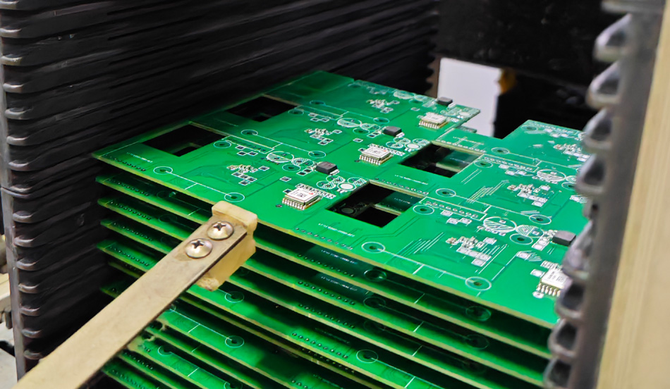 Dampak saka tingkat automasi ing pabrik PCBA ing produksi massal